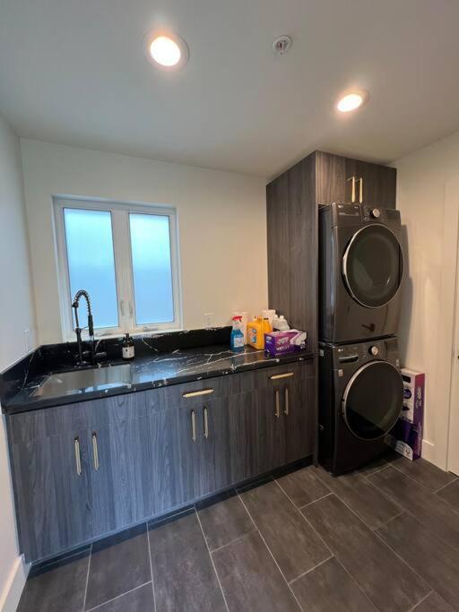 Gorgeous Private And Gated Home In Silver Lake With Pool & Views Los Angeles Zewnętrze zdjęcie