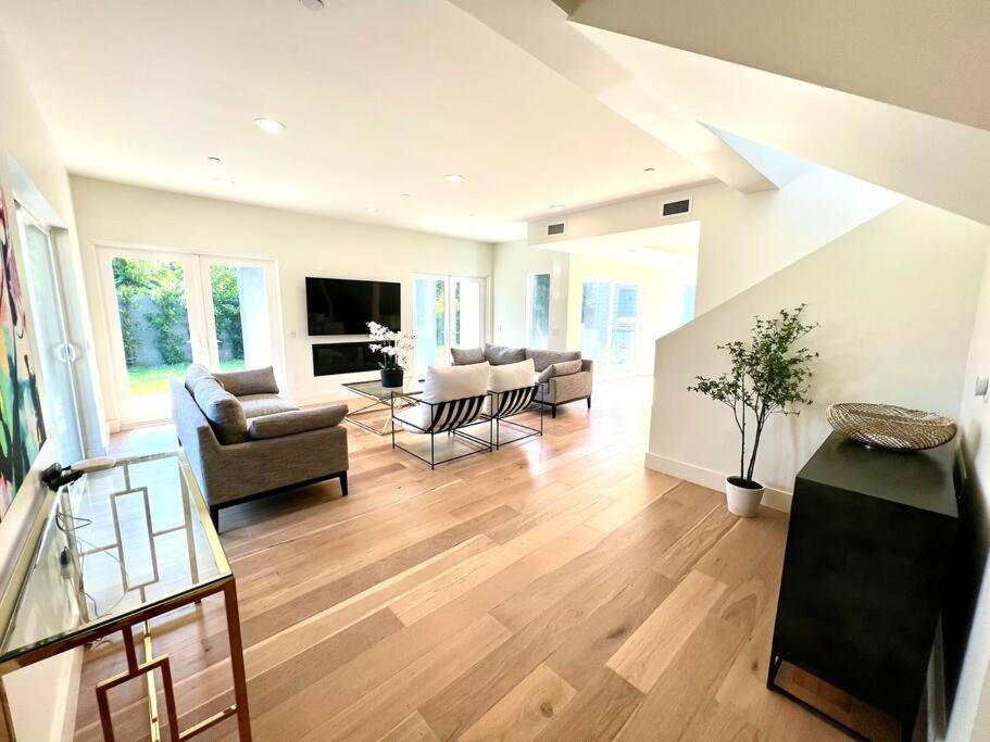 Gorgeous Private And Gated Home In Silver Lake With Pool & Views Los Angeles Zewnętrze zdjęcie